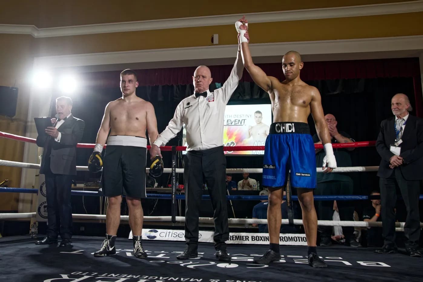 Chidi Amanwa winning his second professional fight.
